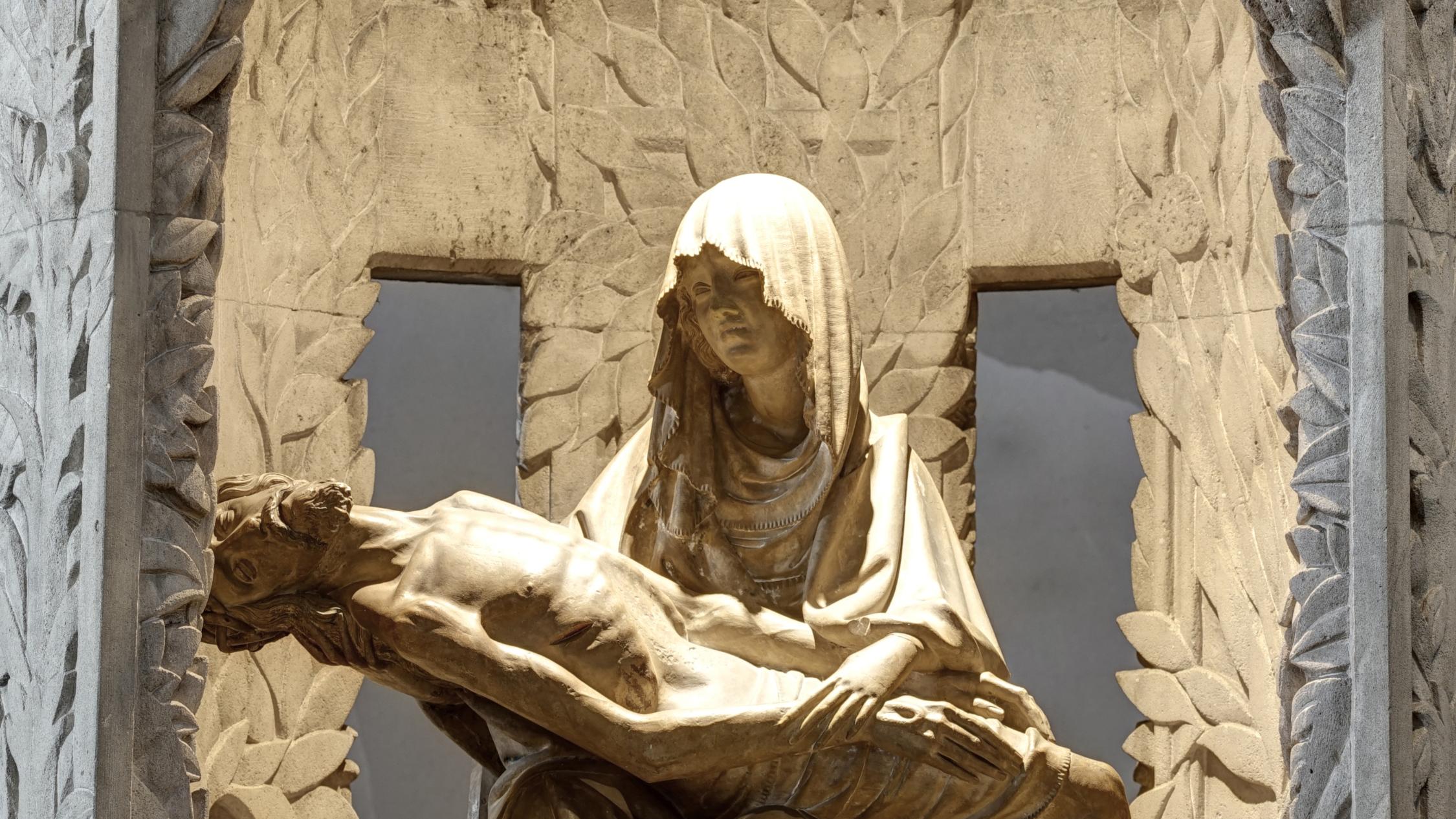 Detail der Stele von Karl Matthäus Winter : Pietà