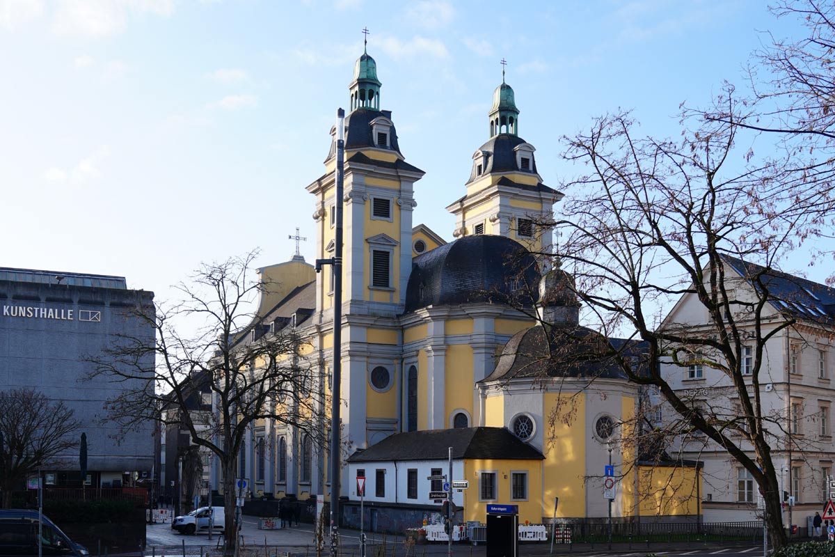 Ansicht der Andreaskirche vom Grabbeplatz aus