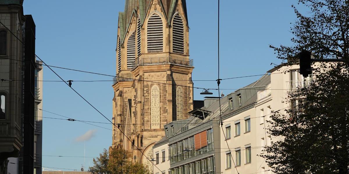 Ansicht der Kirche St. Mariä Empfängnis von der Oststraße aus.