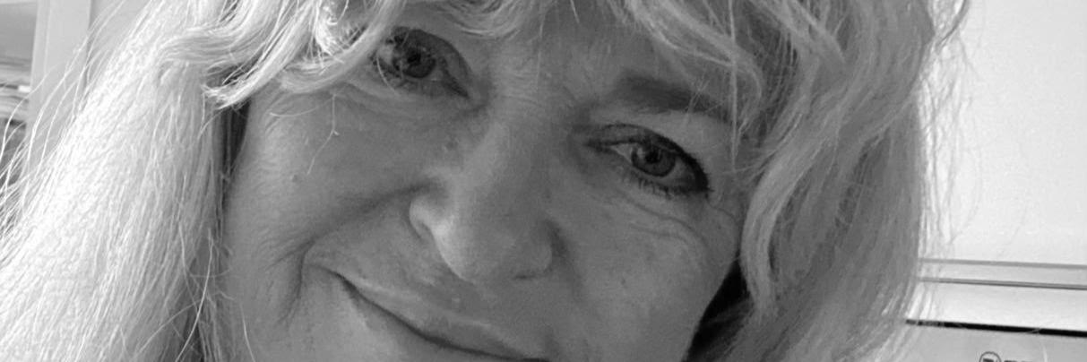 schwarz-weiß Portrait von Susanne Pläßmann